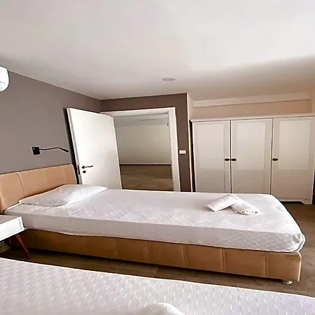 Hotel Naz Liman